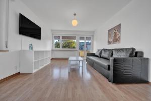 TV a/nebo společenská místnost v ubytování PEARL07 Appartement lumineux 2G