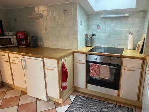 Kuchyňa alebo kuchynka v ubytovaní Ferienwohnung Diwoky