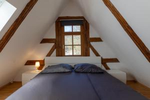 Postel nebo postele na pokoji v ubytování Loft auf altem Gutshof ab 2 Nächte