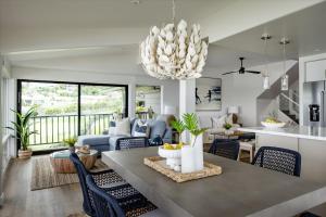 Χώρος καθιστικού στο Kapalua Bay Villa's Ocean Front Gem "The Pearl"