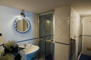 Ванная комната в Residence Mareluna - Amalfi Coast