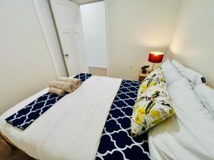 Krevet ili kreveti u jedinici u okviru objekta Sleek And Comfortable Space