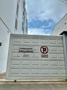 Certifikát, hodnocení, plakát nebo jiný dokument vystavený v ubytování hotel royal fenix