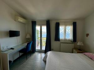 Posteľ alebo postele v izbe v ubytovaní Blue Sky House