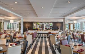 Brasil 21 Convention Affiliated by Meliá餐厅或其他用餐的地方