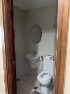 Ванная комната в Horizon 101 Condo