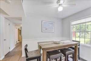 ジキル島にあるChicago's Hopeのギャラリーの写真