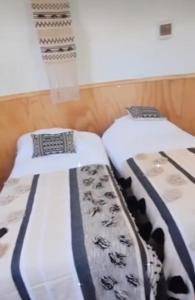 Postel nebo postele na pokoji v ubytování Hermoso domo geodesico 2