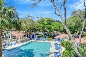 Бассейн в Villa 340- A Poolside Paradise или поблизости