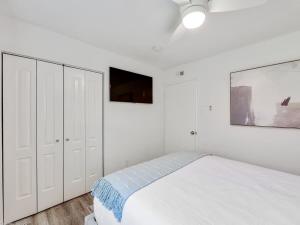 Postel nebo postele na pokoji v ubytování Remodeled 3 bedroom with central location Carrollton + 28 fotografií