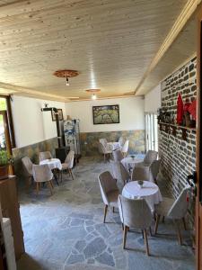 Fitness centrum a/nebo fitness zařízení v ubytování Hostel Xarba