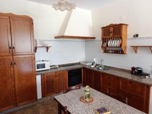 Kuchyň nebo kuchyňský kout v ubytování Apartamento Las Golondrinas - Rute - Córdoba + 23 fotografií
