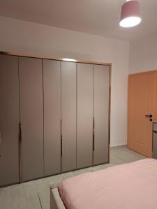 Postelja oz. postelje v sobi nastanitve Nio Planet Villa Golem, Durrës