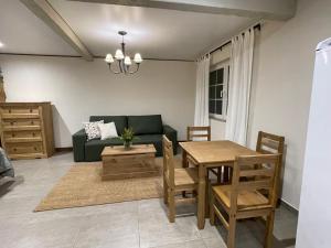 Posezení v ubytování Apartamento aconchegante na Colônia Witmarsum