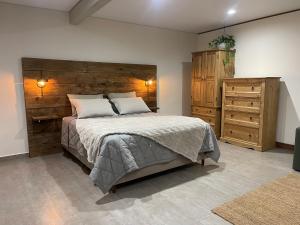 Postel nebo postele na pokoji v ubytování Apartamento aconchegante na Colônia Witmarsum