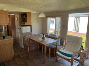 Kuchyň nebo kuchyňský kout v ubytování RBR 1113 - Beach Resort Kamperland