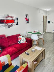 Khu vực ghế ngồi tại Carlitas Beach Apartment