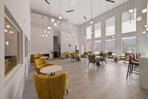 Posezení v ubytování Hampton Inn & Suites by Hilton Mesquite