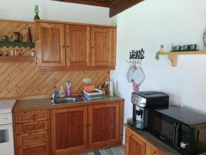 Kuchyň nebo kuchyňský kout v ubytování Ferienhaus Kreiner