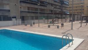Kolam renang di atau dekat dengan Apartamento Oropesa ideal familias