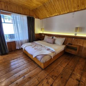 Afbeelding uit fotogalerij van Namlang Resort in Bir