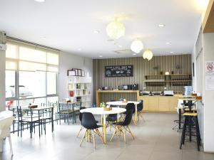 Gallery image of Fortune D Hotel Maesot in Mae Sot