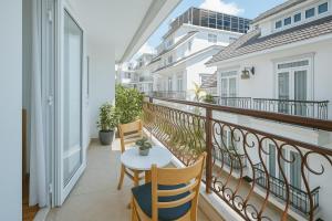 Rõdu või terrass majutusasutuses Tuan Thuy Hotel