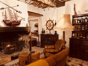 Fotografie z fotogalerie ubytování Aumônerie v destinaci Flavigny-sur-Ozerain
