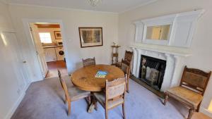 Et opholdsområde på Garden Cottage + 27 billeder