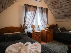 Postel nebo postele na pokoji v ubytování U Krba