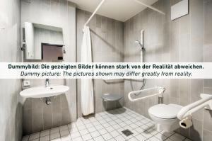 Ein Badezimmer in der Unterkunft B&B Hotel Essen-Hbf