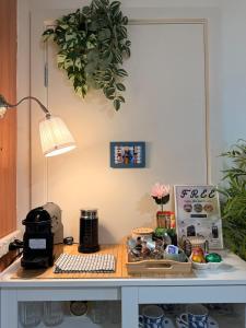 Kuchyň nebo kuchyňský kout v ubytování Emporium Luxe 1BR King Suite - Prime CBD Location