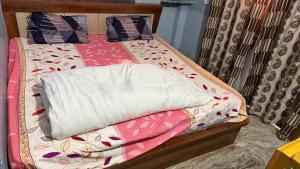 Fotografie z fotogalerie ubytování Hotel Hariom v destinaci Chikāra + 12 fotografií