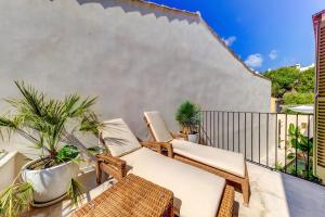 Balkón alebo terasa v ubytovaní Charming Pollensa Villa Alicanti 4 Bedrooms Positioned In The Heart Of Old Town