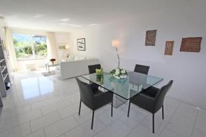 Posezení v ubytování Residenza Ascomonte, Parterre, App 30 by HolAp SA