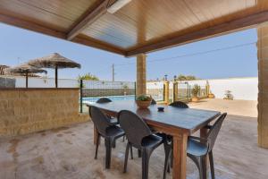 Balkón nebo terasa v ubytování Echizzo