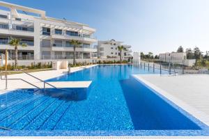 Πισίνα στο ή κοντά στο Aralia - 3-Bedroom Coastal Luxury Apartment in Mijas