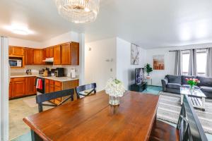 Gallery image of Near Dtwn and Pioneer Park Fairbanks Home with Deck! in Fairbanks +19 photos
