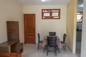 Billede fra billedgalleriet på em frente à PRAIA de Taperapuan; piscina; 1 quarto; WiFi 300 mbs; Estacionamento Gratuito 1 veículo i Porto Seguro