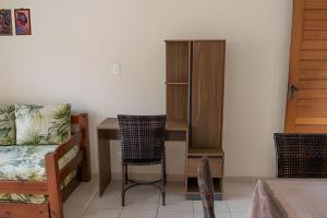 Et opholdsområde på em frente à PRAIA de Taperapuan; piscina; 1 quarto; WiFi 300 mbs; Estacionamento Gratuito 1 veículo + 36 billeder