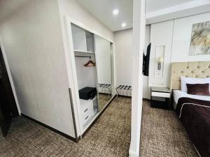 City Center Hotel Taksim İstanbul客房内的一张或多张床位