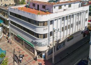 Budova, kde se hotel nachází