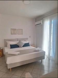 Imagem da galeria de Romantica Hotel Apartments em Agia Pelagia Kythira