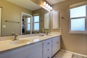 Bilik mandi di Sandcastle Shores +19 gambar