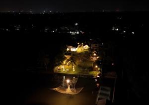 Gambar di galeri bagi JC Den Private Villas Kochi by VOYE HOMES di Cochin
