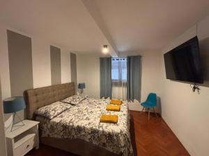 Postel nebo postele na pokoji v ubytování LUXURY APARTMENT KALA 2