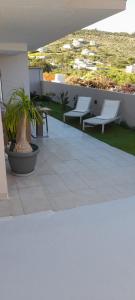 A seating area at Sunrise Apartment 2