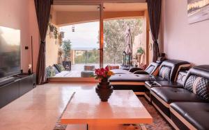 Et opholdsområde på AL FATTAH Luxury