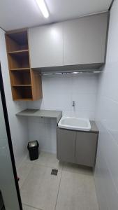 Gambar di galeri bagi Apartamento climatizado- Excelente localização di Araxá
