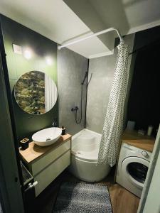 Bilik mandi di Malaika Apartman
